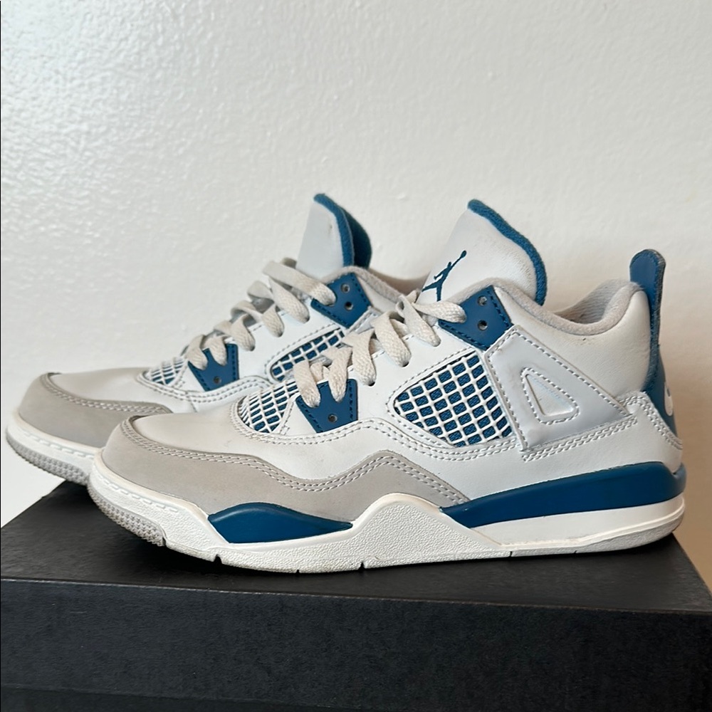 Kids Jordan 4 Retro